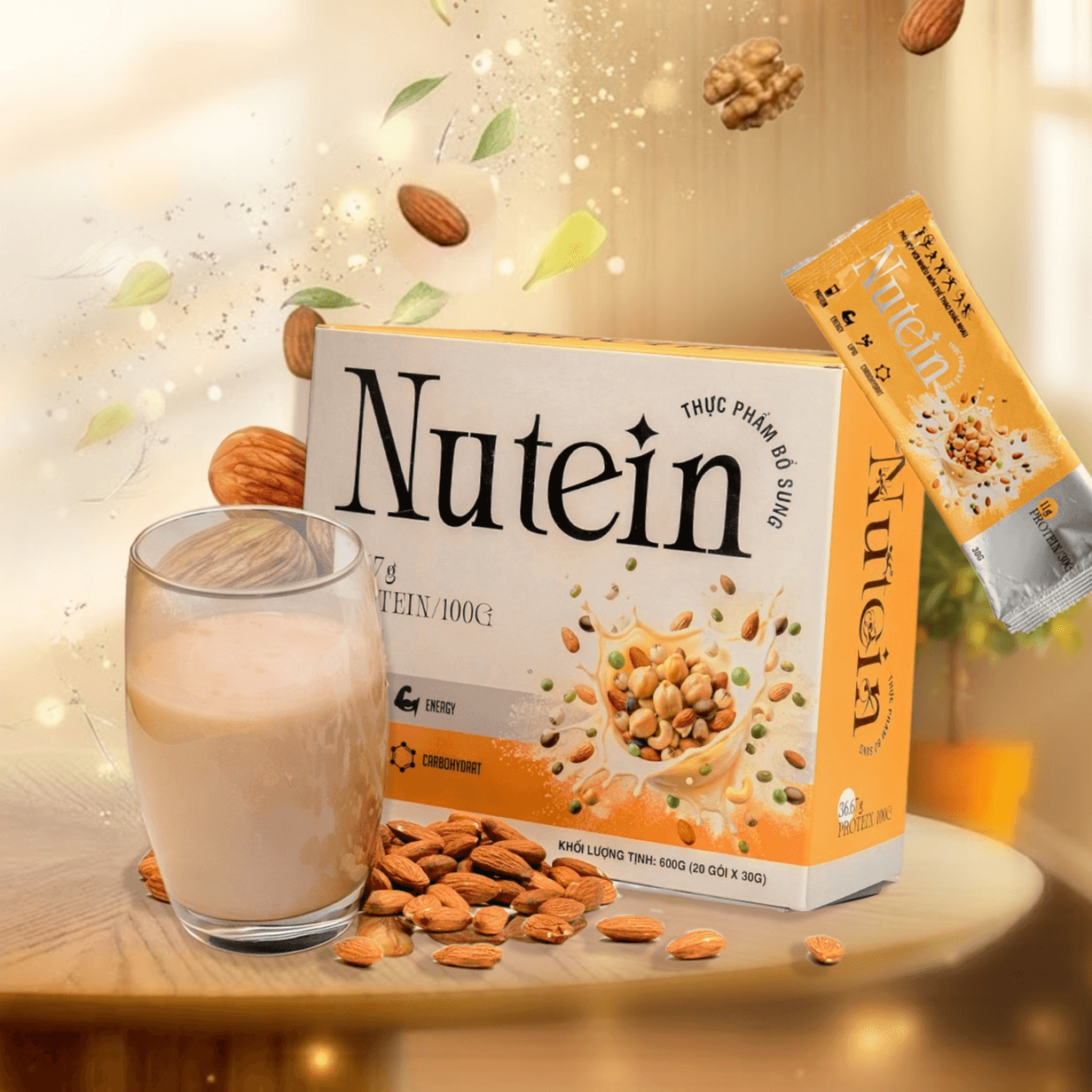 Hộp Nutein cùng ly protein thực vật